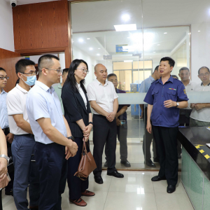 追求卓越績效  塑造質(zhì)量標桿 ——三亞市政府副秘書長鄧朝曄一行到縱覽集團進行先進質(zhì)量管理模式考察調(diào)研